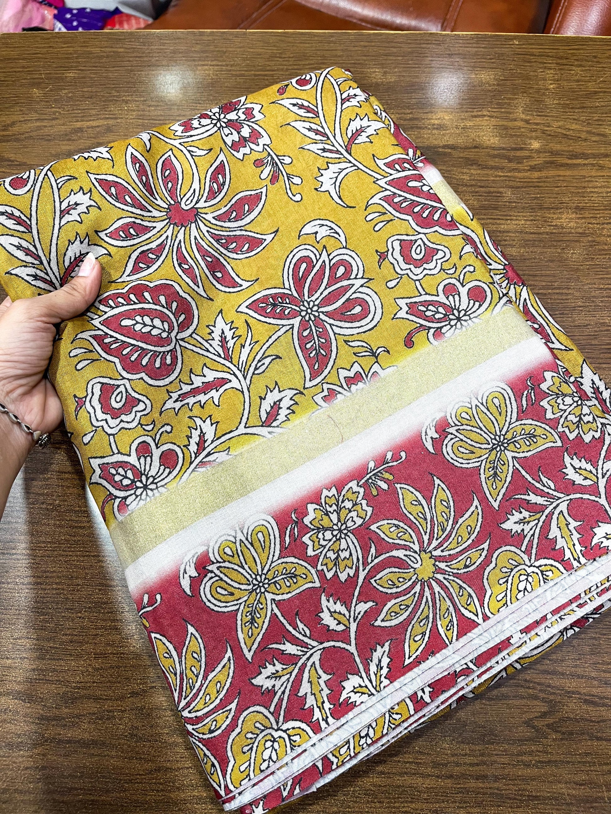 Product Image - Designer Viscose Georgette Saree with Banarasi Embroidery - Perfect for Festive & Wedding Wear