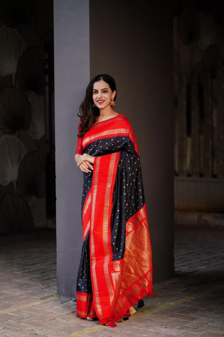 Product Image - Pure Ivory Georgette Kalamkari Saree - Perfect Ethnic & Wedding Wear
