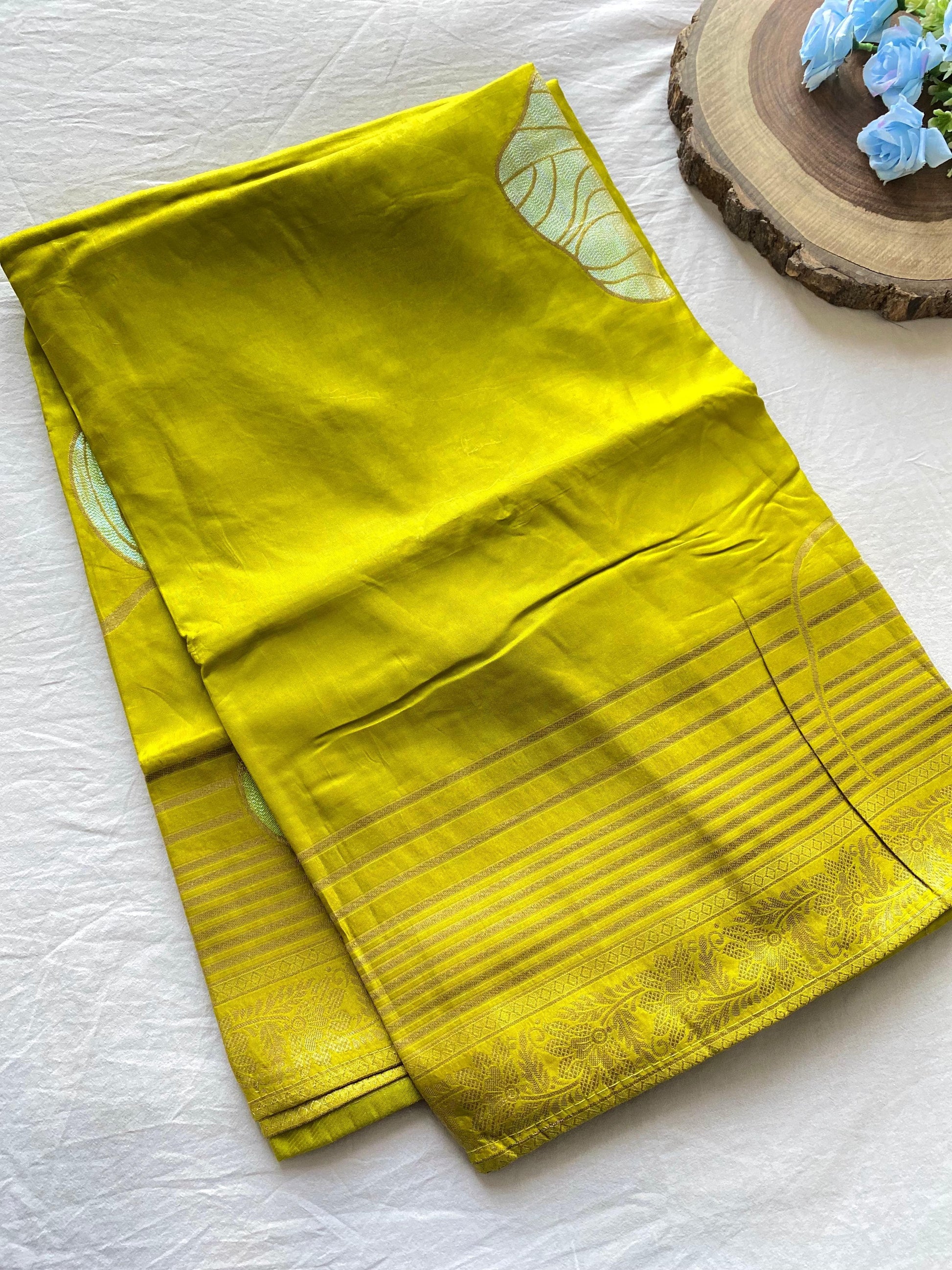 Product Image - Designer Munga Silk Sarees with Zari & 3D Flower Woven Design - SAI PALLAVI