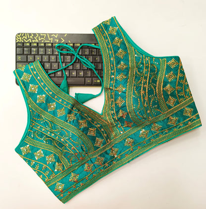 Product Image - Dezsign Summer Fentam Hevi Silk Saree