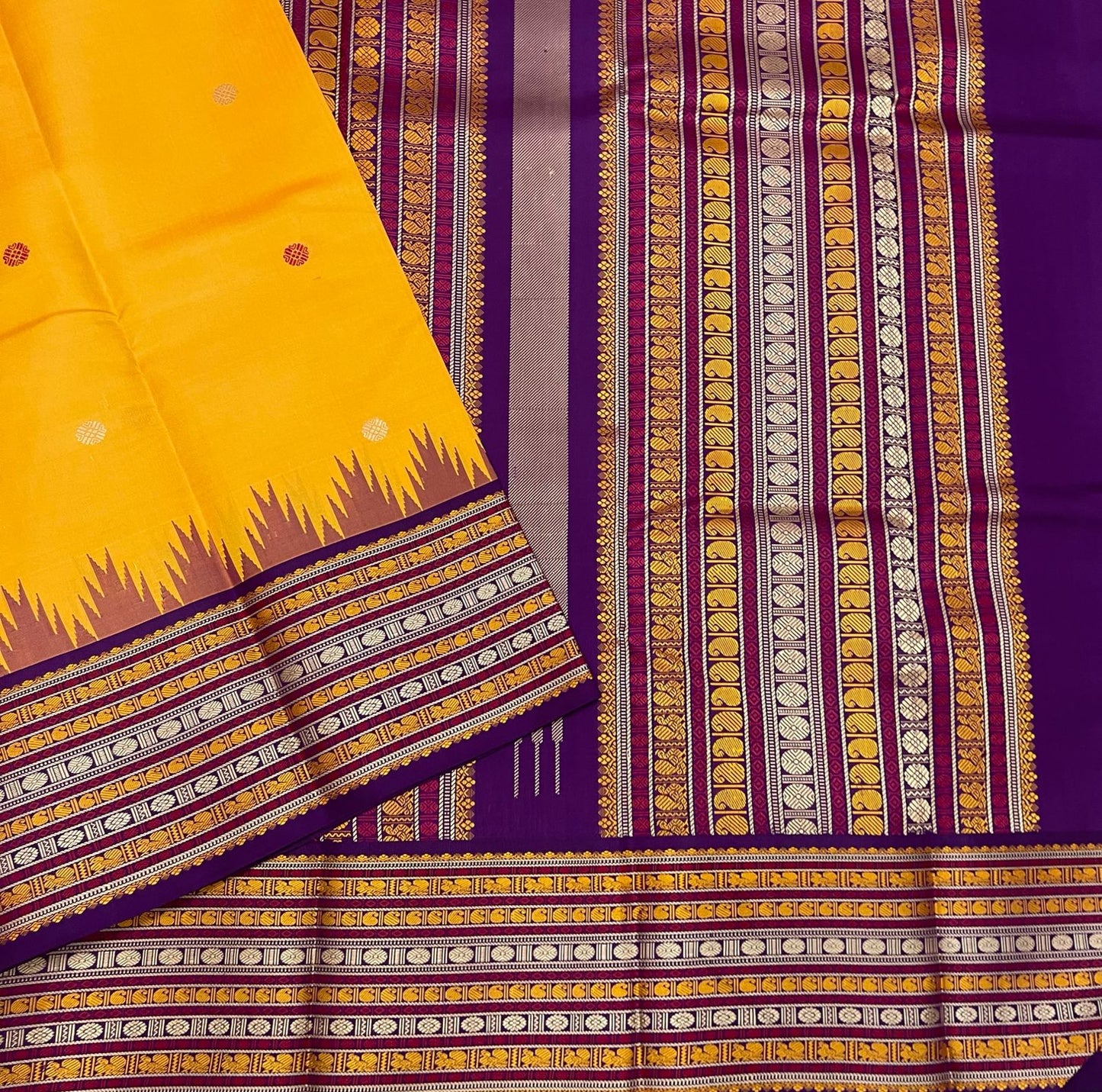 Product Image - Exquisite Kanchipuram Pure Silk Handloom Saree