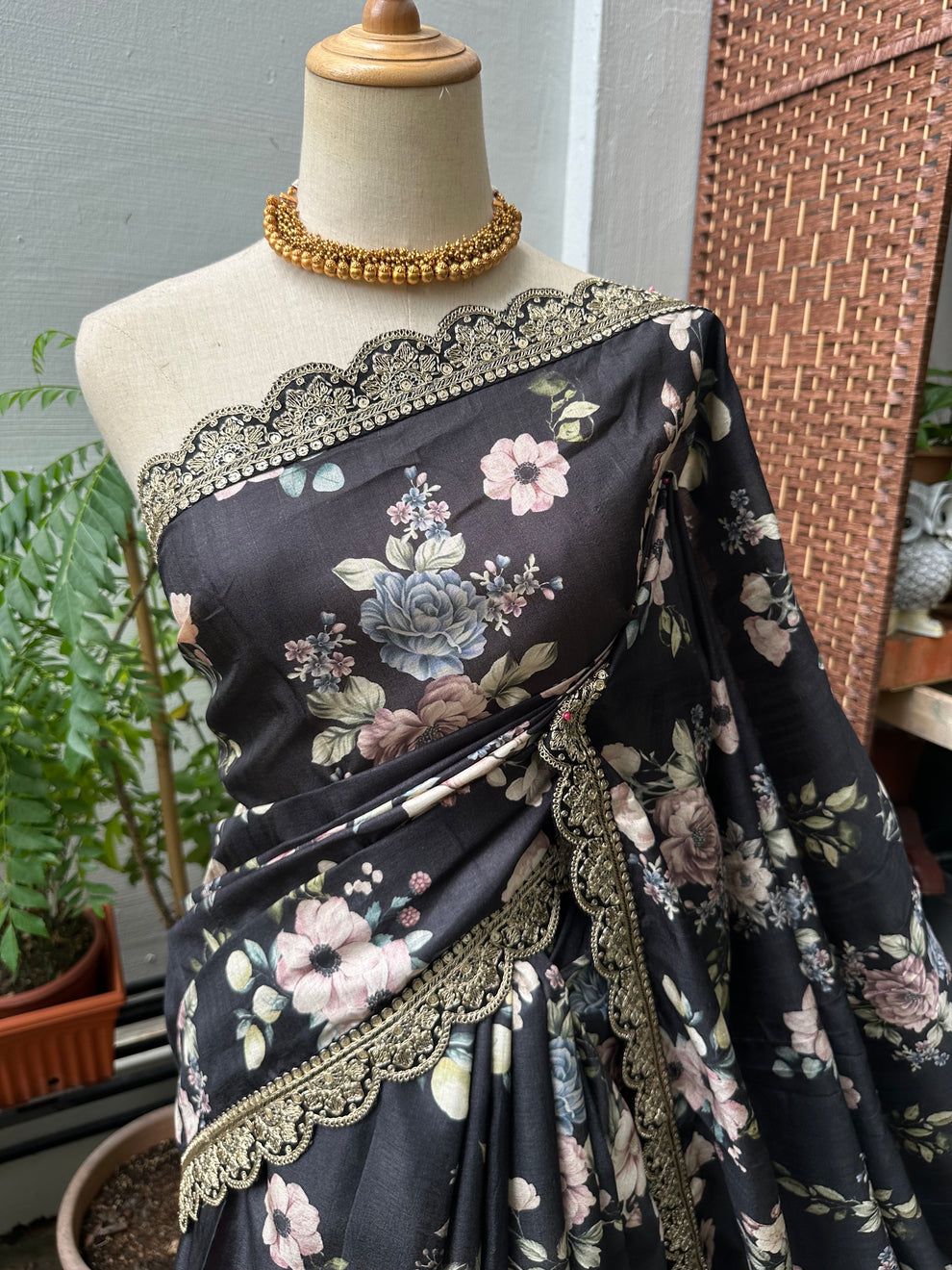 Product Image - Elegant Handloom Tussar Silk Digital Printed Saree with Embroidery