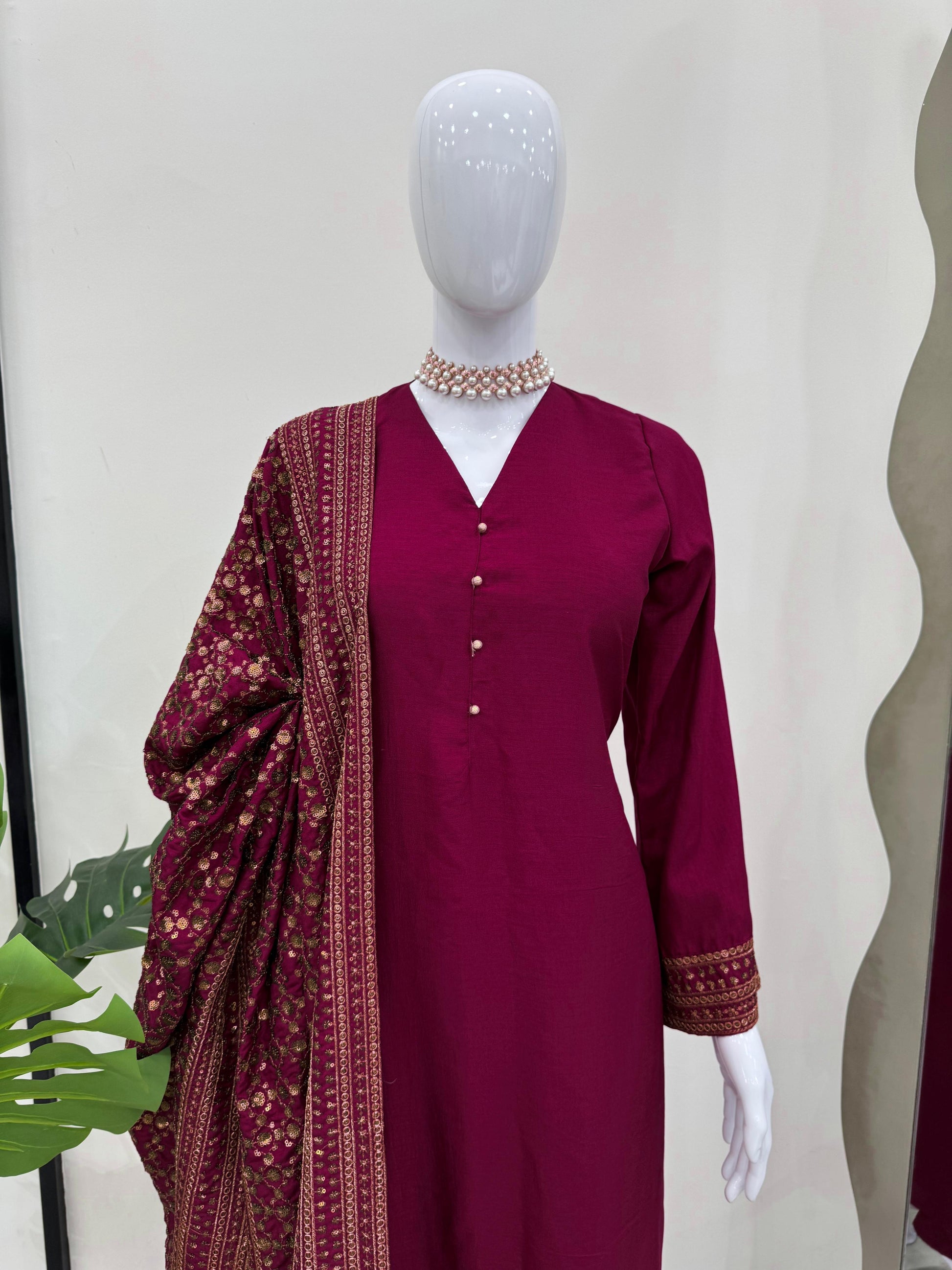 Product Image - Exquisite Designer Saree in Monsoon Silk - Perfect for Festive Wear