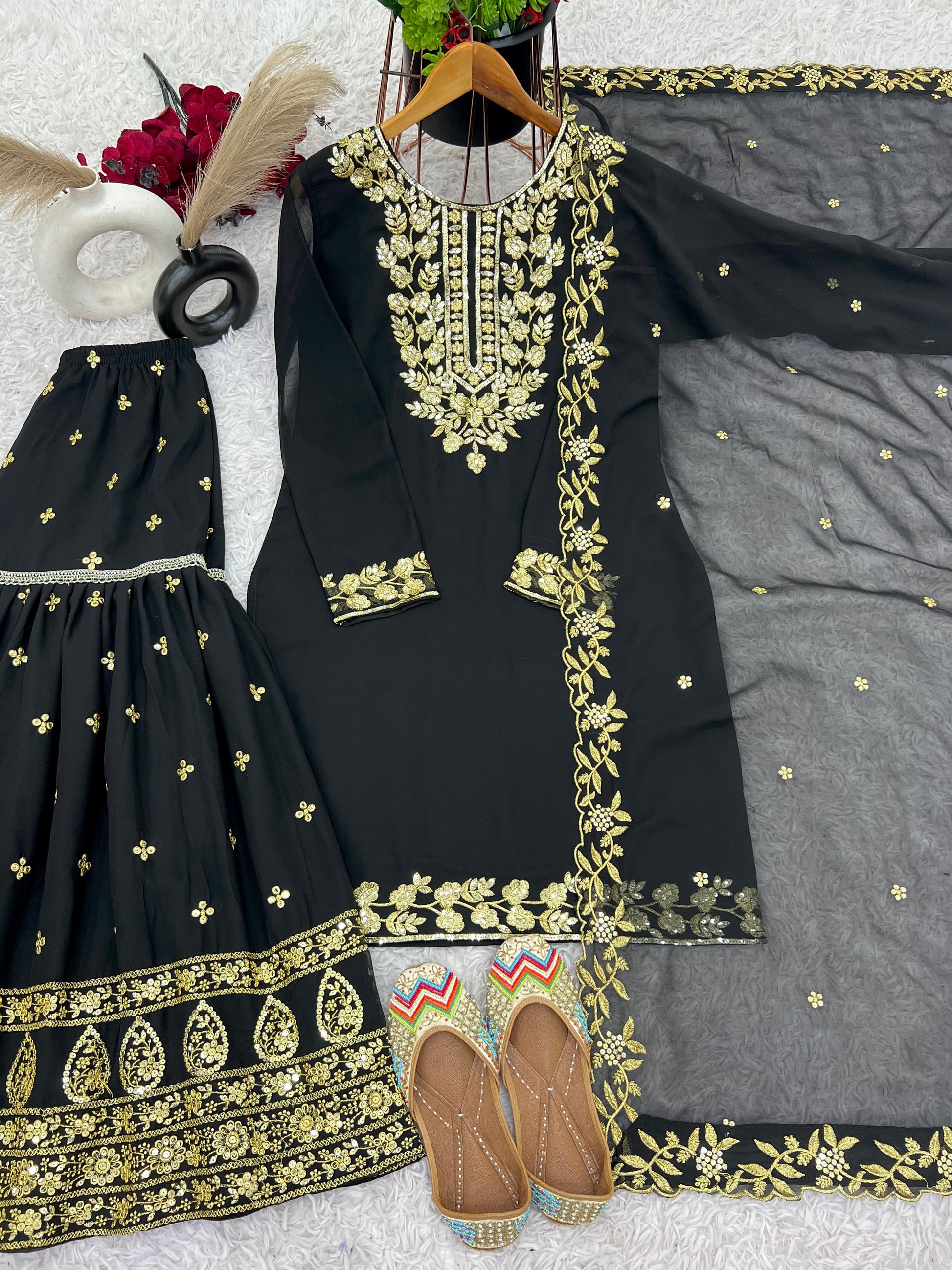 Product Image - Designer Georgette Saree Set for Festive and Wedding Wear