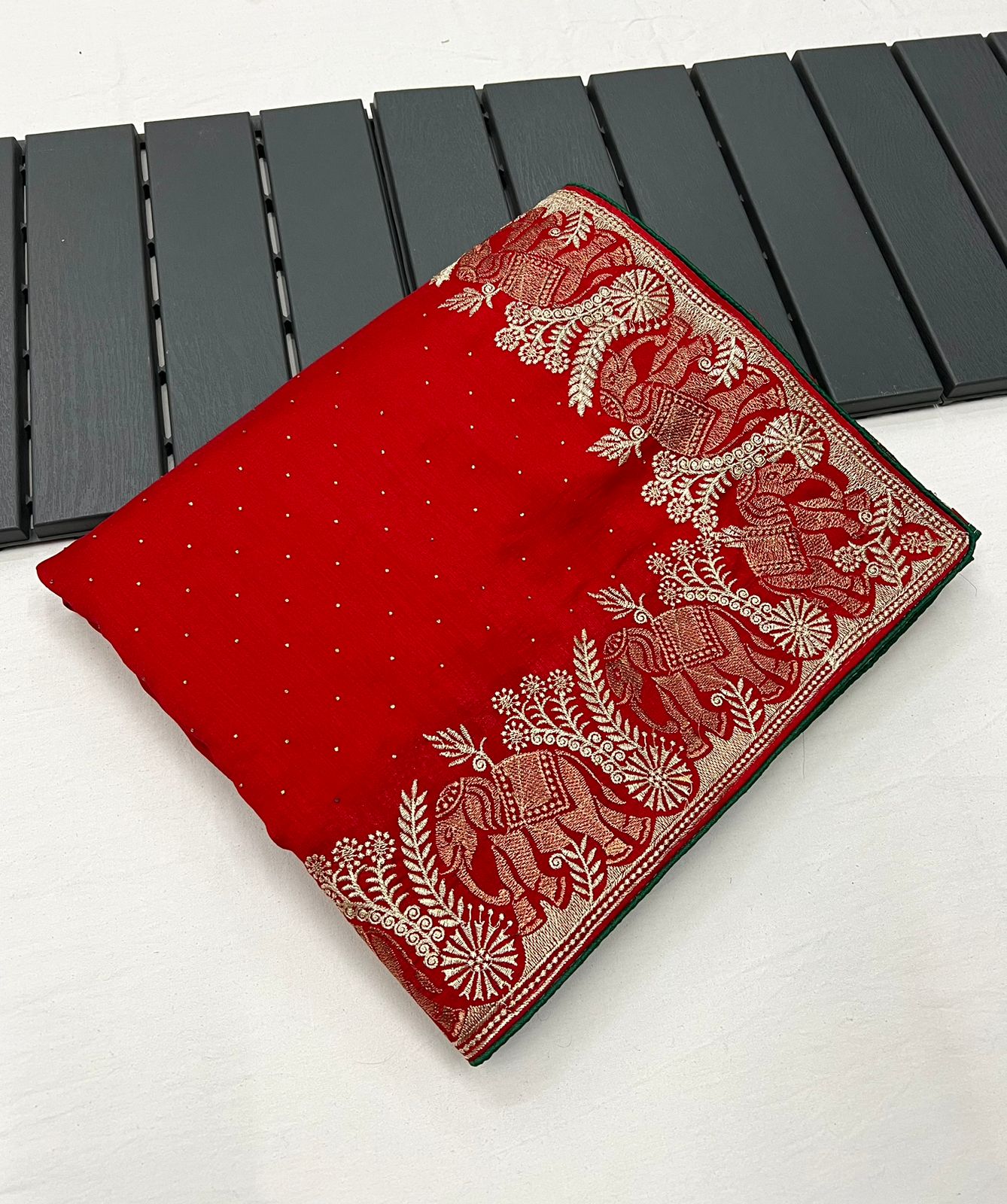 Product Image - Elegant Designer Vichitra Silk Saree with Zari and Stone Work | Festive Wear