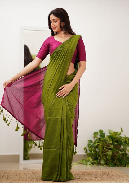 Product Image - Designer Khadi Cotton Saree - Ethnic Wear for Festive or Wedding Attire
