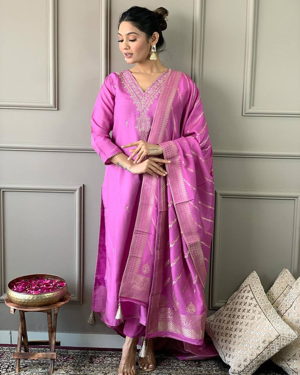 Product Image - Elegant Viscose Chanderi Designer Kurta Pant with Organza Silk Dupatta - Festive Wear