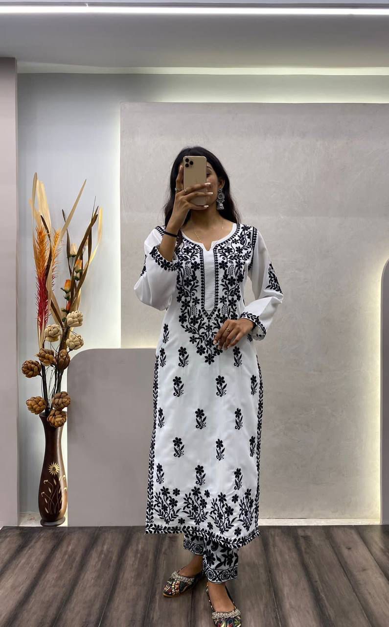 Product Image - Exclusive Designer Kurti-Pant Pair - Perfect for Festive Attire