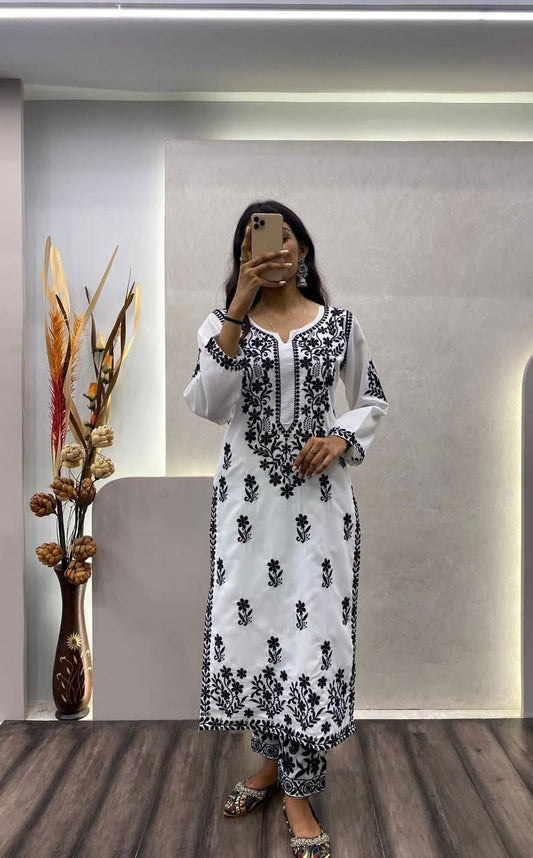 Product Image - Exclusive Designer Kurti-Pant Pair - Perfect for Festive Attire