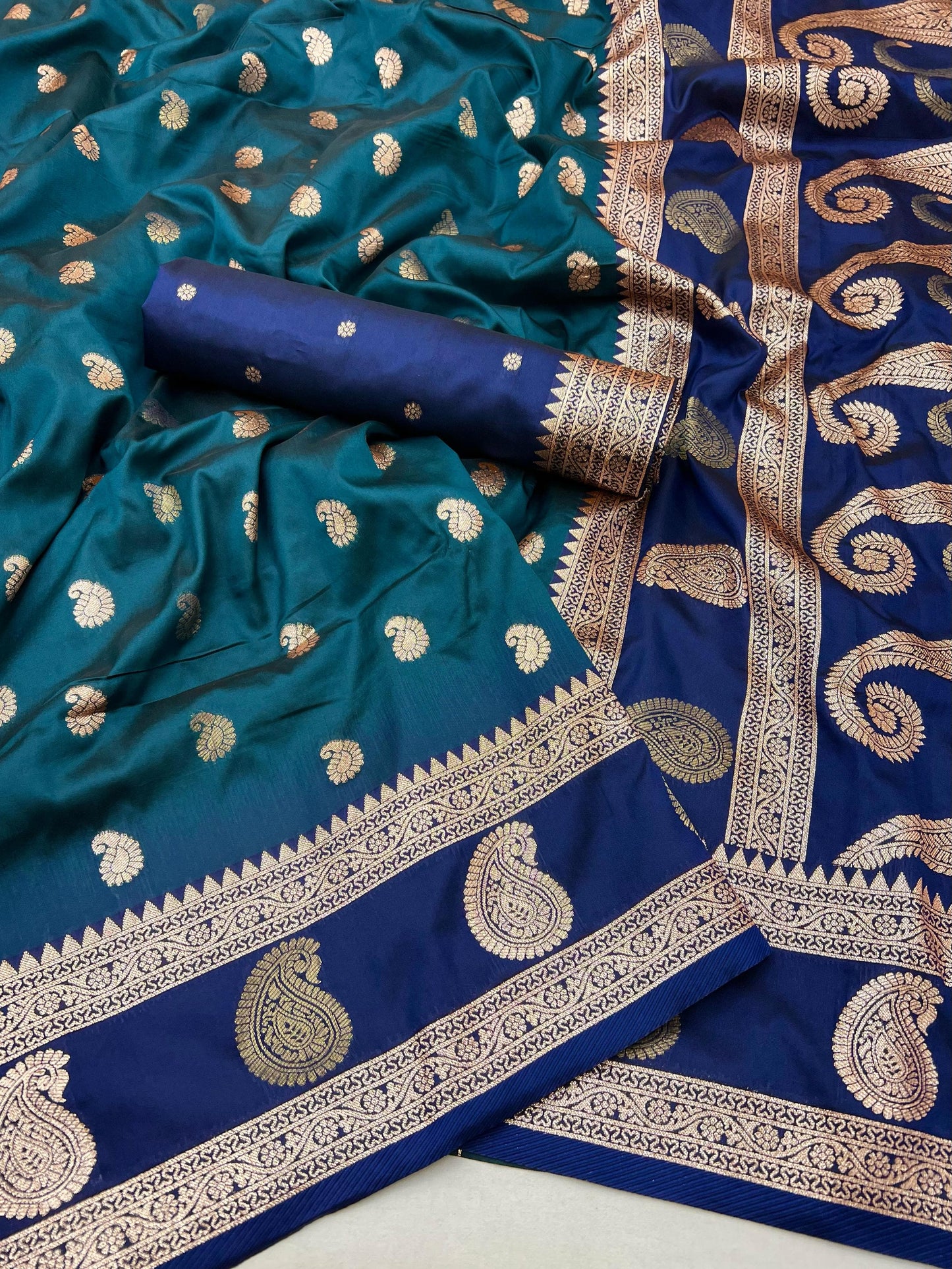 Product Image - Designer Banarasi Silk Saree with Zari Weaving