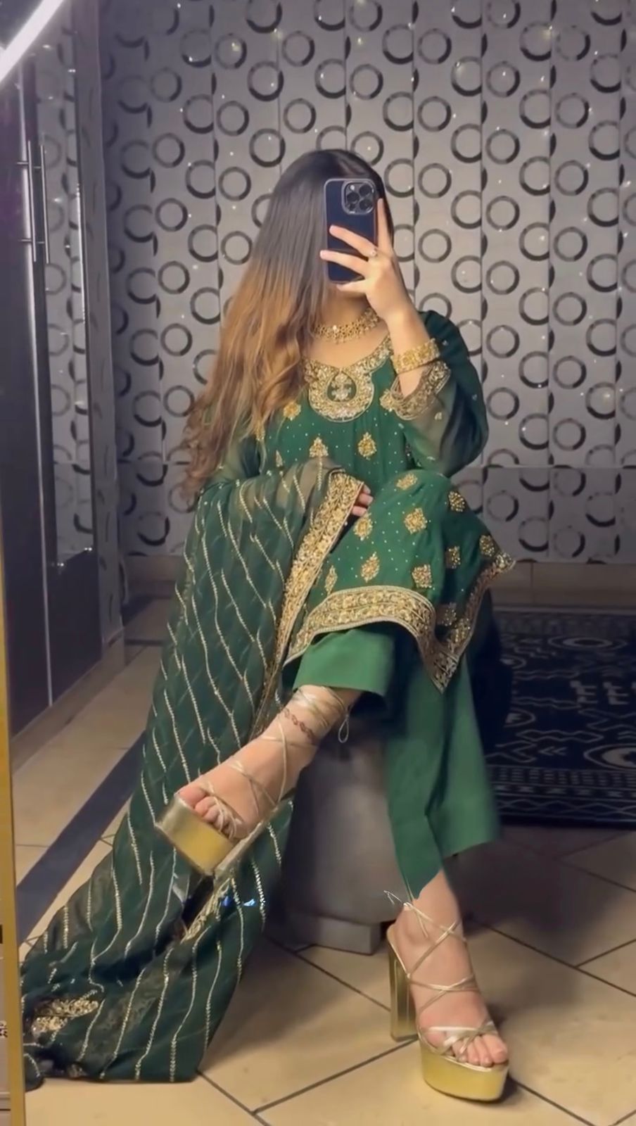 Product Image - Designer Georgette Ethnic Wear | 5813 Series Festive Attire