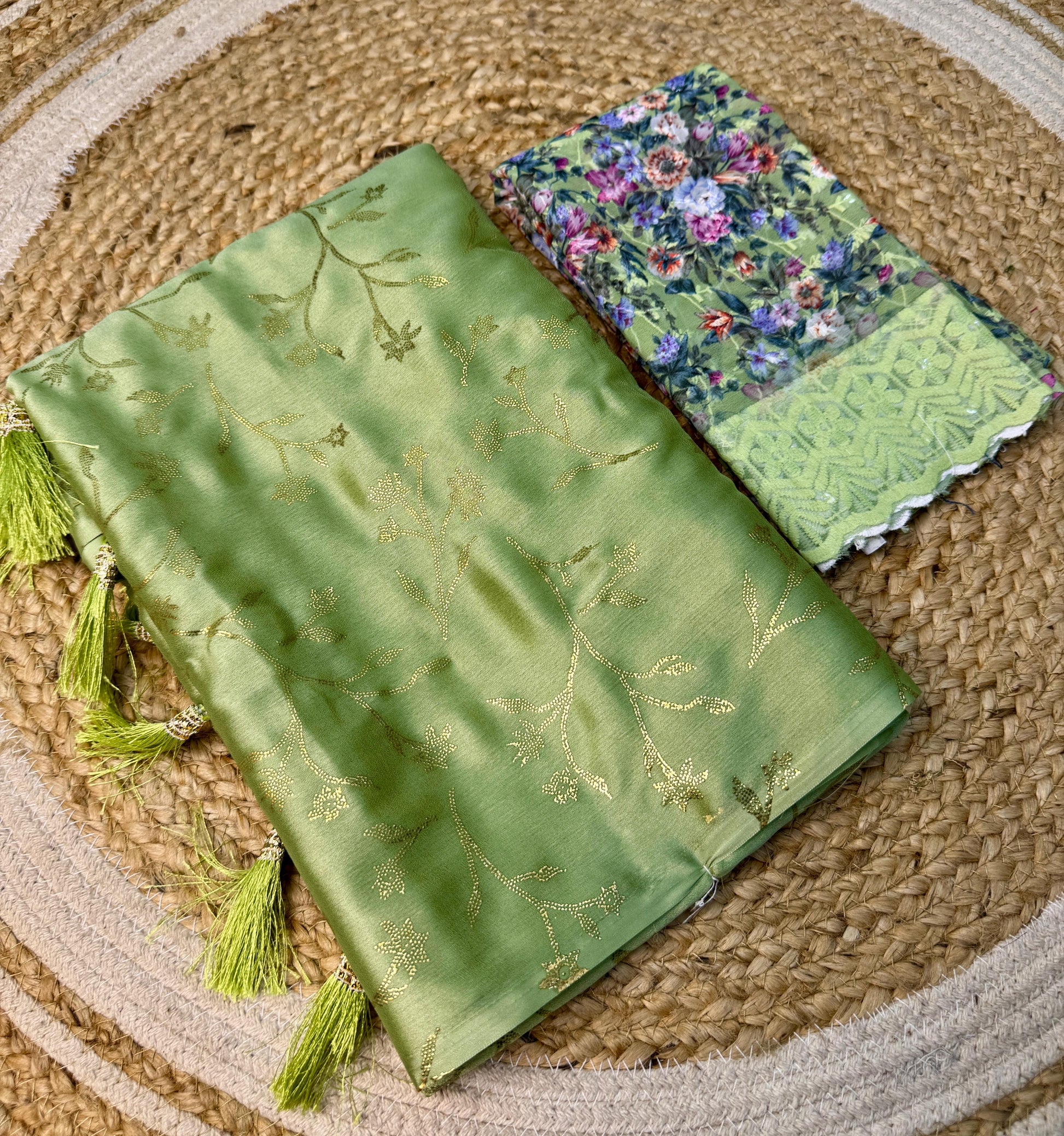 Product Image - Designer Georgette Saree with Foil Work | Ethnic Festive Wear