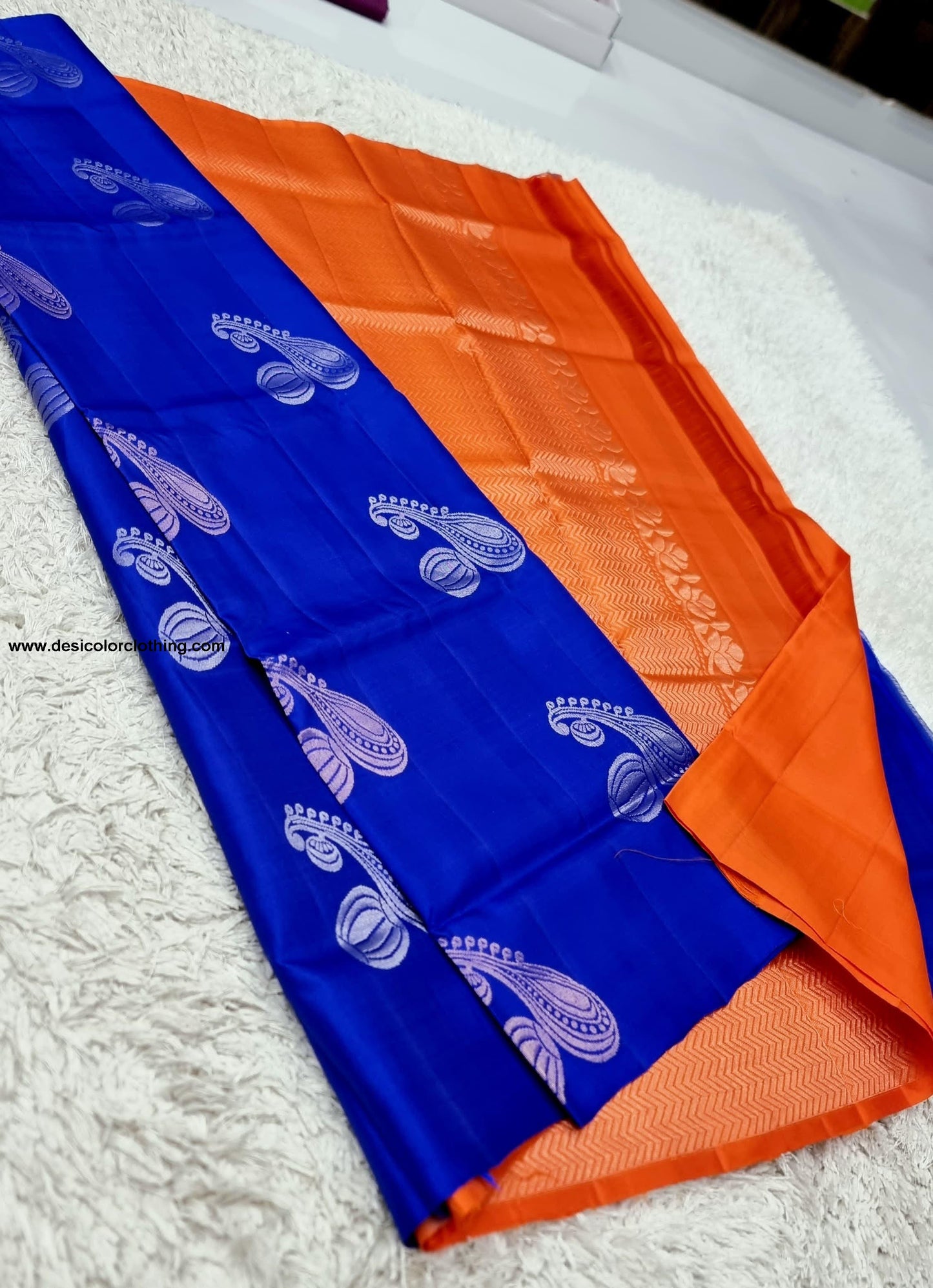 Kanchipuram Handwoven High Quality Lite Weight Soft Silk Sarees